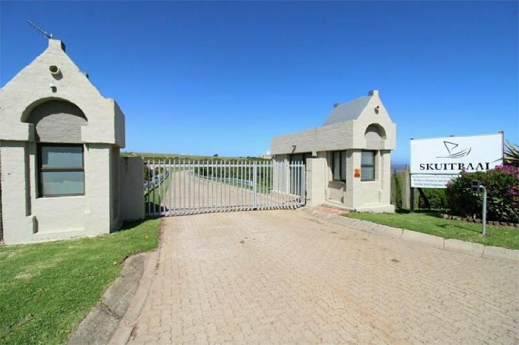 Commercial Property for Sale in Eersterivierstrand Eastern Cape